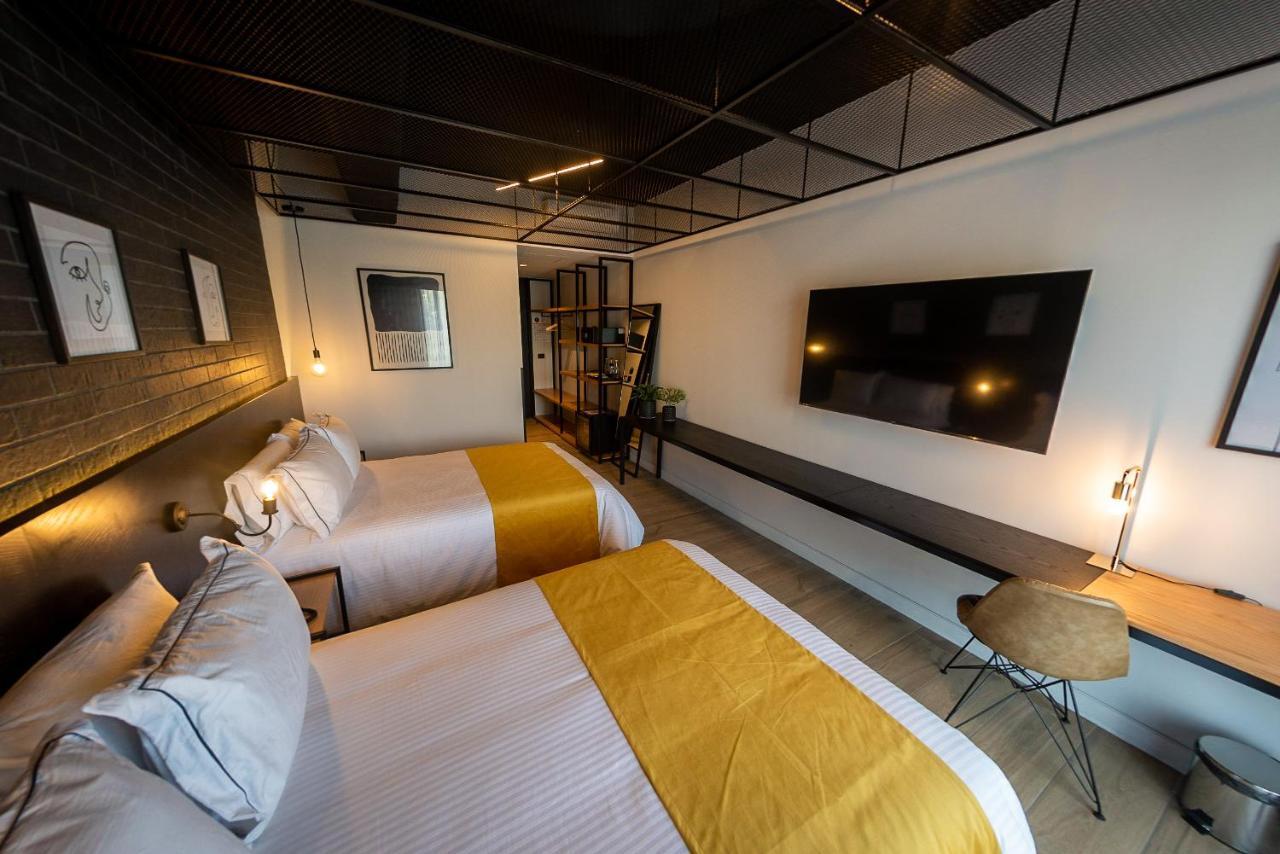 Fulton Business Luxury Hotel Гвадалахара Екстер'єр фото