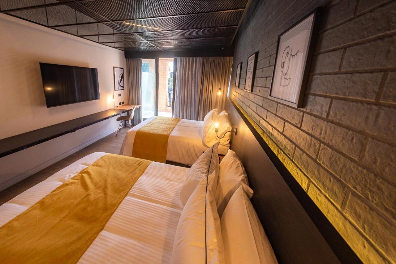 Fulton Business Luxury Hotel Гвадалахара Екстер'єр фото