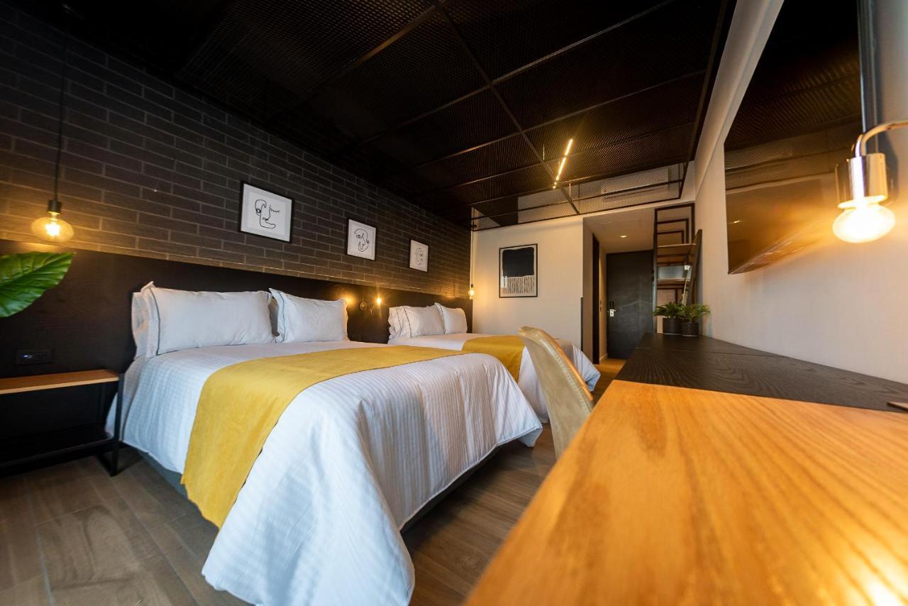 Fulton Business Luxury Hotel Гвадалахара Екстер'єр фото